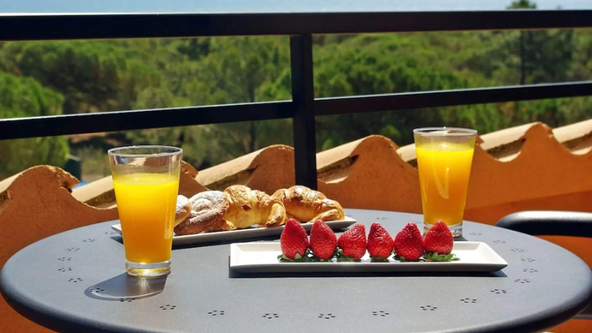La Costa Hotel Golf & Beach Resort Pals Spain