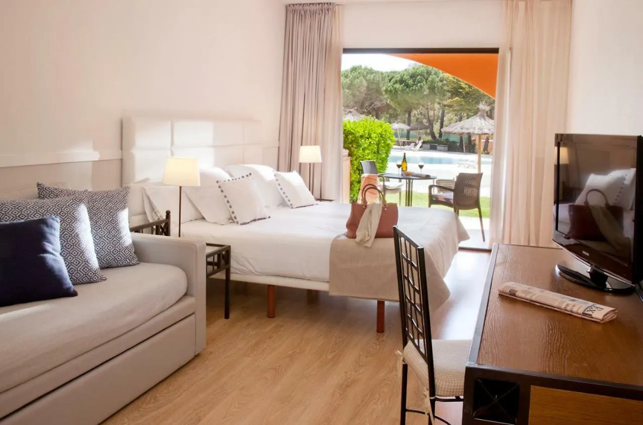 La Costa Hotel Golf & Beach Resort Pals 4*,